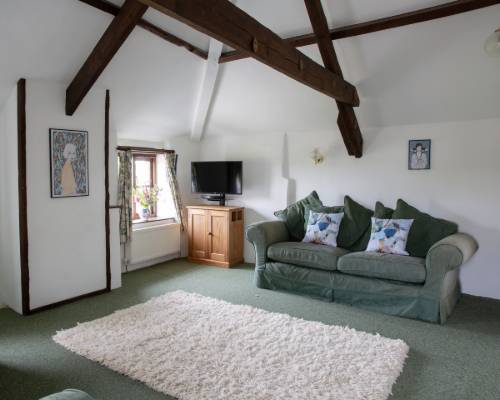 Bluebell Cottage annex bedroom with en-suite bathroom - holiday cottage sleeps 10 in Bude