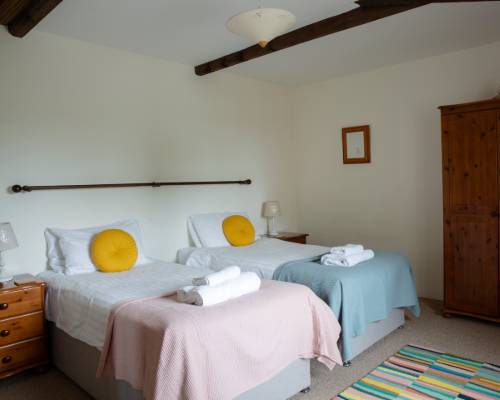Bluebell Cottage open-plan living area - holiday cottage sleeps 10 in Bude