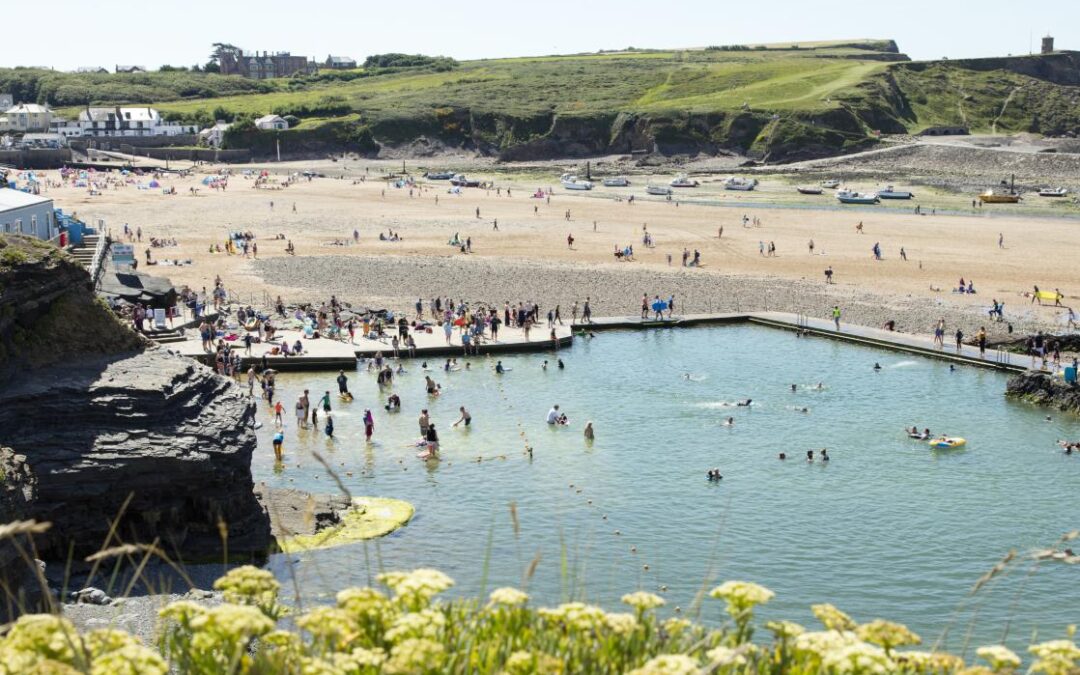Enjoy Sunbathing, Surfing or a Leisurely Stroll at one of our Local Beaches